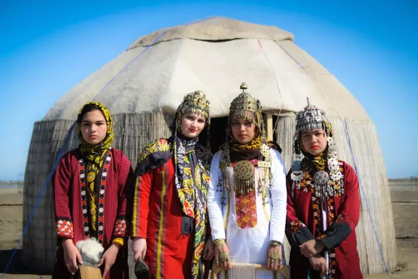 Turkmen original style