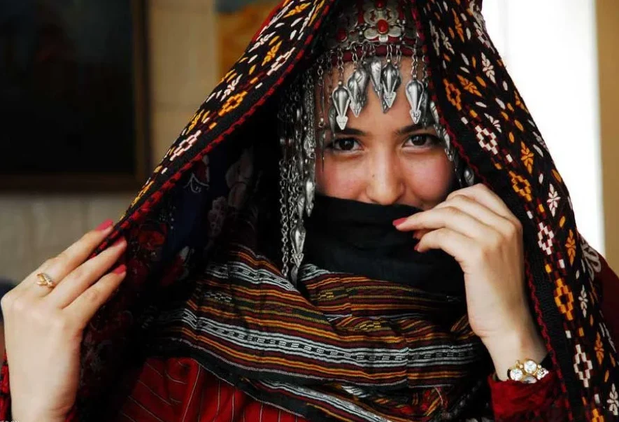 Turkmen women in traditional clothing
