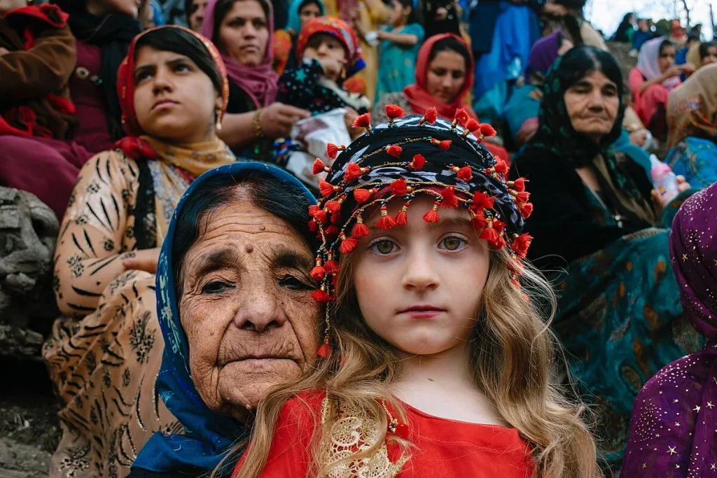 La nonna con la nipote celebrazione di nowruz