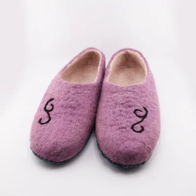 Handmade light purple felt slippers, Turkmen craftsmanship