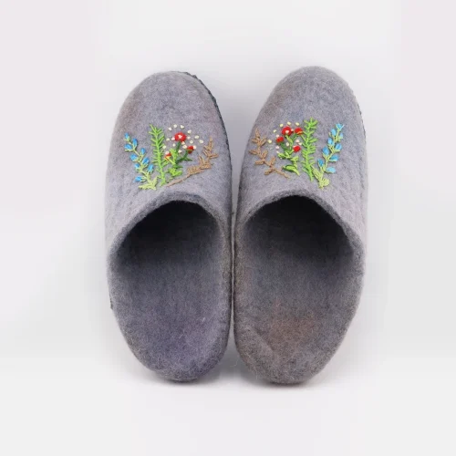 Handmade grey felt slippers with embroidery, Turkmen style