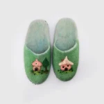 Green Handmade Turkmen felt slippers in natural Merino wool, size 38/39