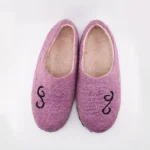 Indoor handmade light purple felt slippers, breathable and warm