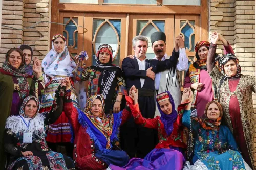 Iran’s Ethnic Diversity Iran’s Ethnic Diversity